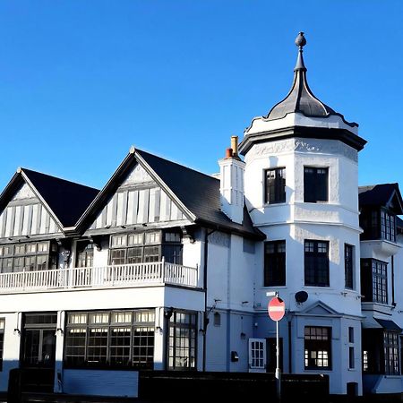 The Bay Hotel เพเว็นซีย์ ภายนอก รูปภาพ