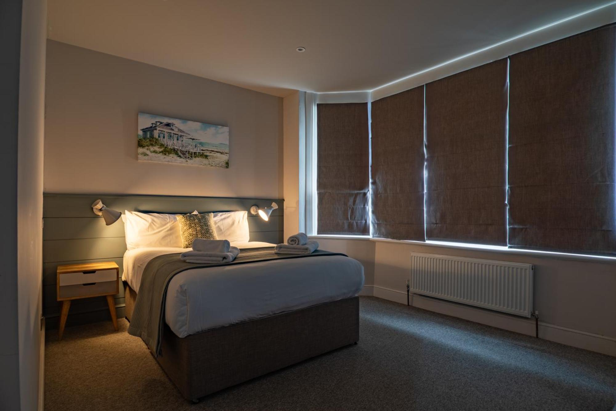 The Bay Hotel เพเว็นซีย์ ภายนอก รูปภาพ