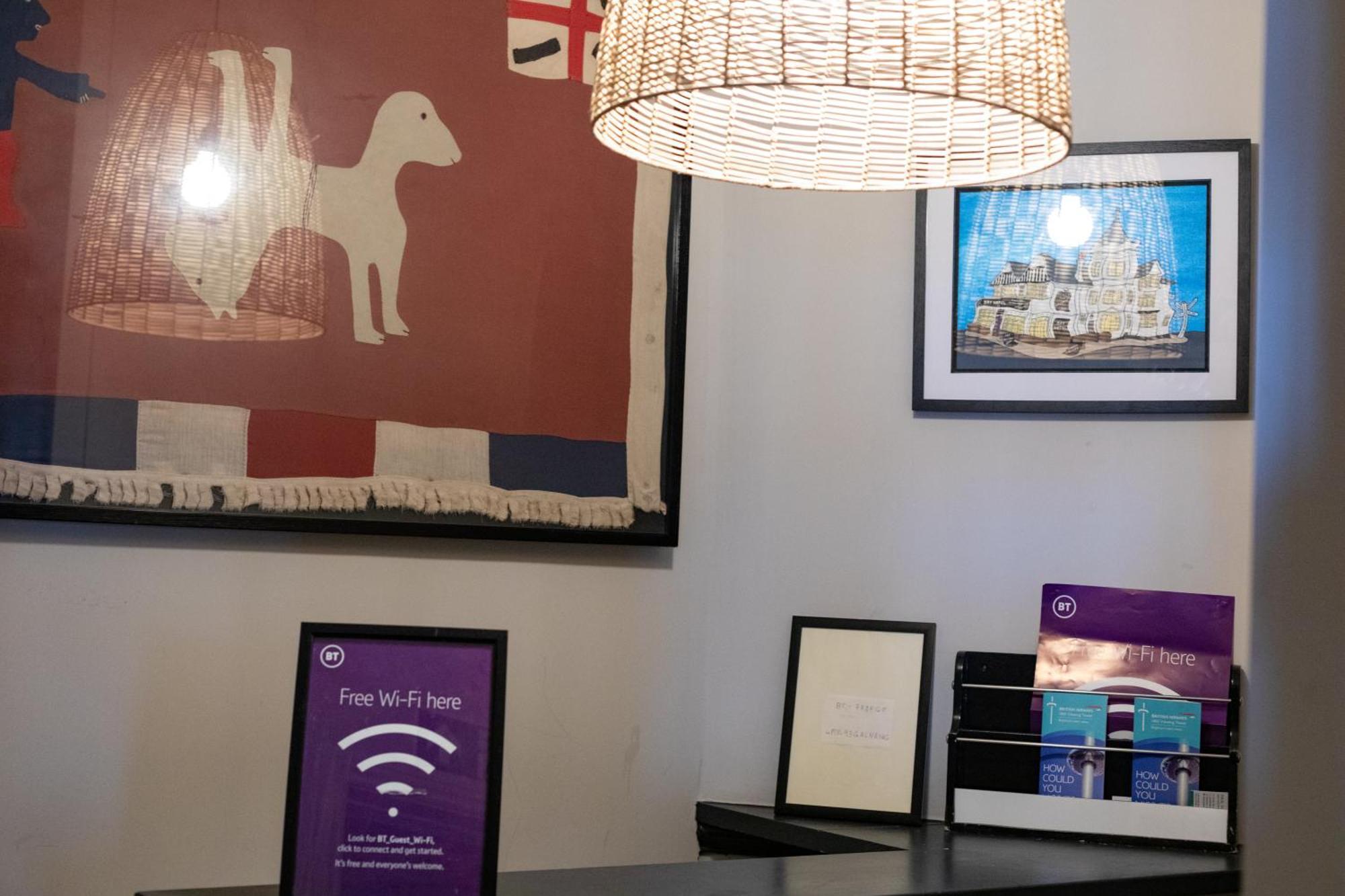 The Bay Hotel เพเว็นซีย์ ภายนอก รูปภาพ